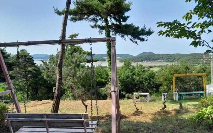 Taean  Haeyang Jungwon Pension