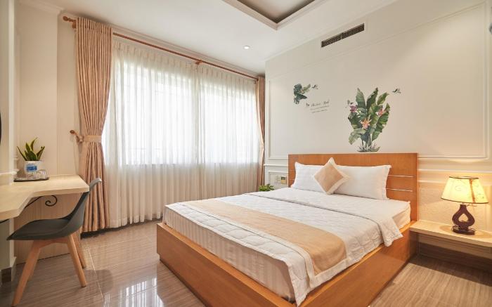 Bin Bin Mimosa Hotel - Near Tan Son Nhat Airport 