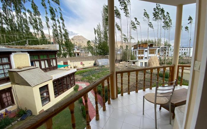 Zaltak Guest House