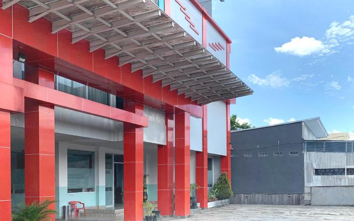 Urbanview Hotel Niraz Syariah Banjarmasin by RedDoorz