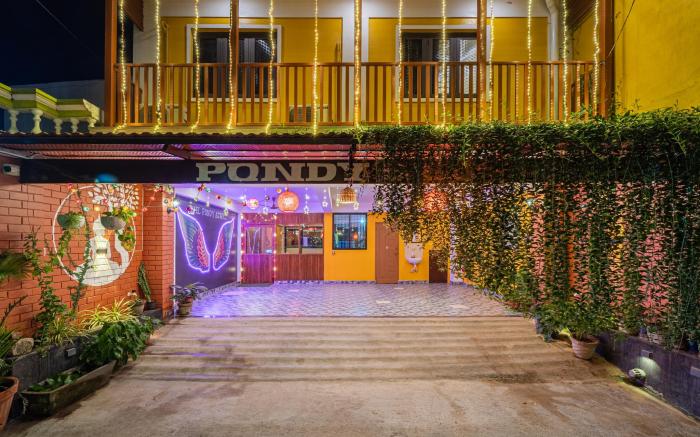 Pondy Stay
