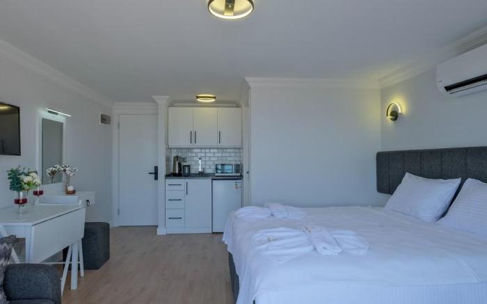 Miralya Suites