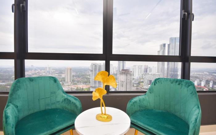 D'Safari Studio Suite | Retro Game | TwinTower