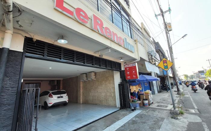 Urbanview Le Reno Inn Wirobrajan by RedDoorz