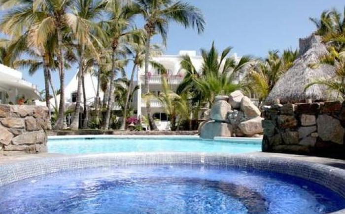 Hotel & Suites El Moro