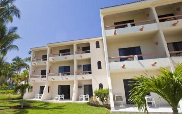 Park Royal Homestay Los Cabos
