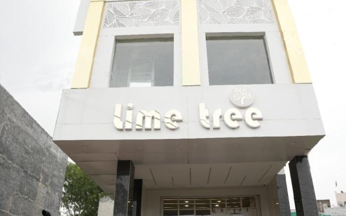 HOTEL LIME TREE