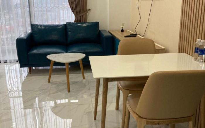 West lake apartment with swimming pool & gym