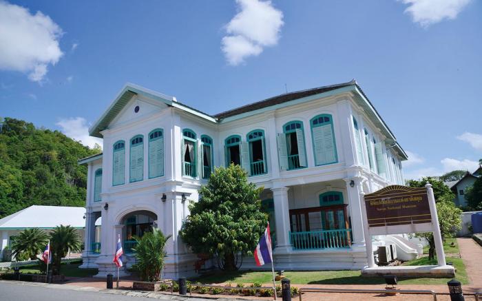 DeliZiaDeVillaเดลิเซียเดอวิลล่า(พักได้สูงสุด9ท่าน)