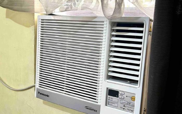 Budget AC Room3, Near Hagnaya Port & White Beaches