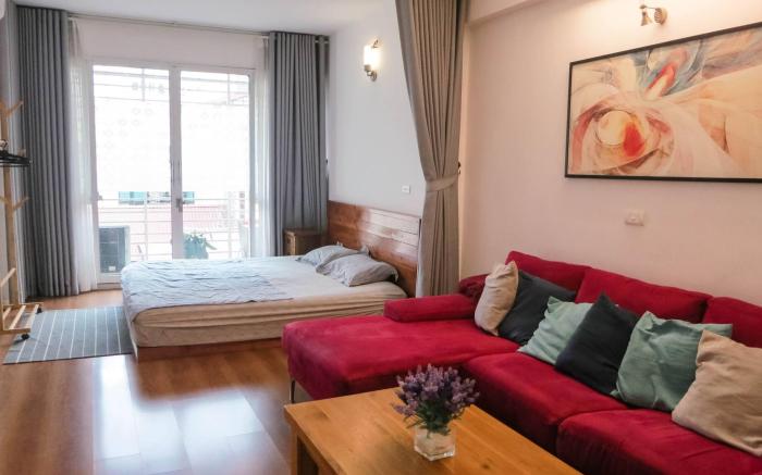 Wind Chimes Hideaway - Apartment In Central Hanoi