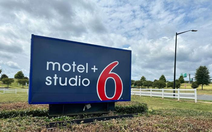 Motel 6 Rock Hill, SC - Cherry Road