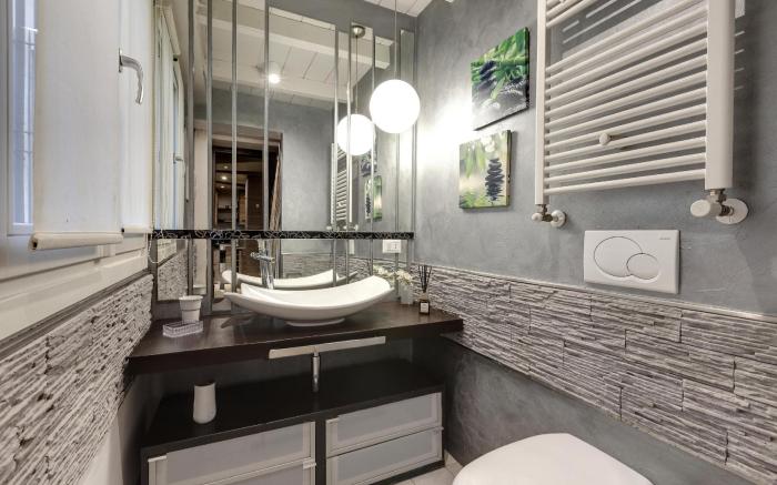 Servi 7C in Firenze with 2 bathrooms