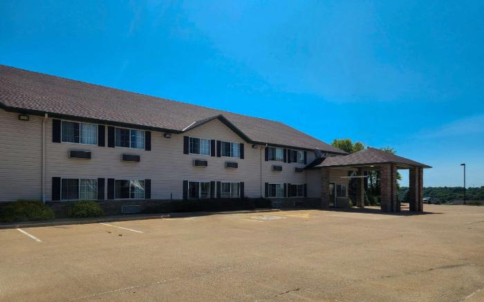 MainStay Suites LeClaire - Quad Cities