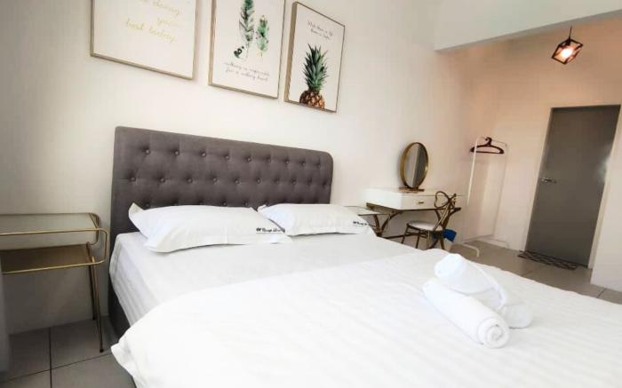 DeLuma@Meritus 6pax City View(0803)