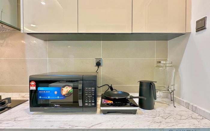 Tri Tower•3BR 6Pax BalconyWiFi Netflix/walk to CIQ