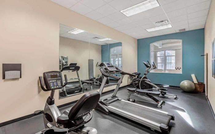 Country Inn & Suites by Radisson, Elk Grove Village/Itasca