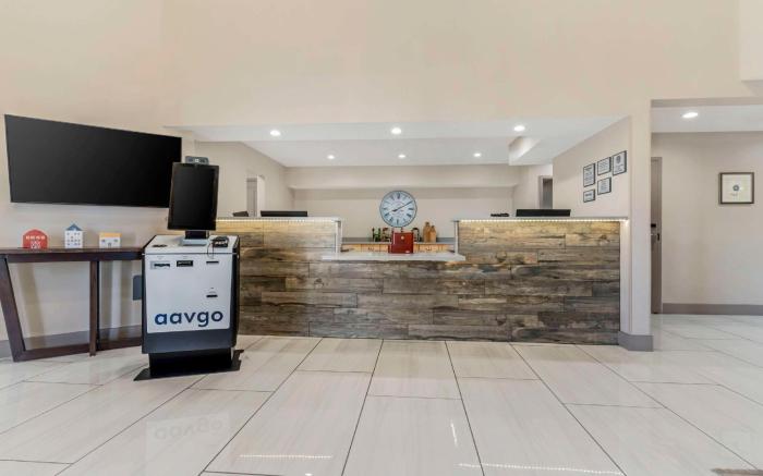 Country Inn & Suites by Radisson, Vallejo Napa Valley, CA