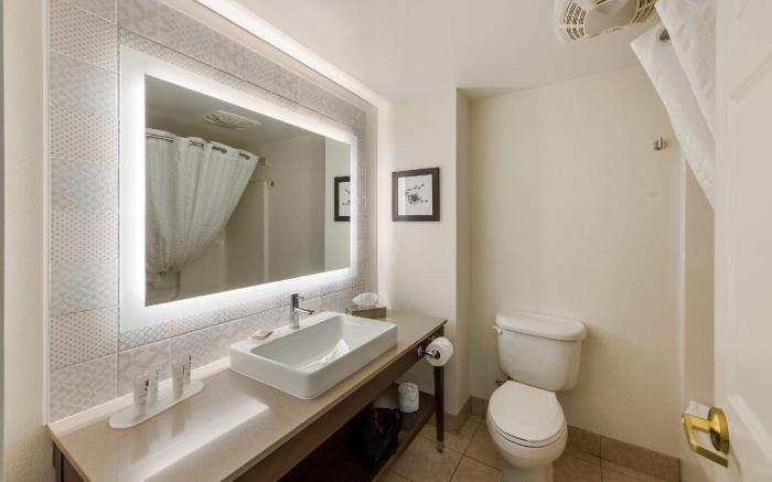 Country Inn & Suites by Radisson, Findlay, OH