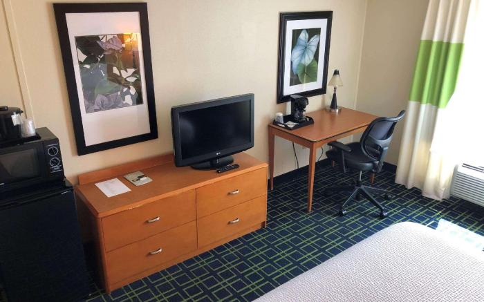 Country Inn & Suites by Radisson, Fayetteville I-95, NC
