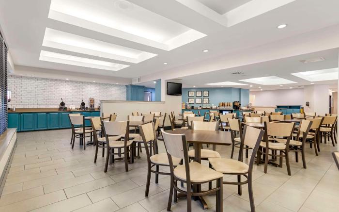 Country Inn & Suites by Radisson, Atlanta Galleria/Ballpark, GA