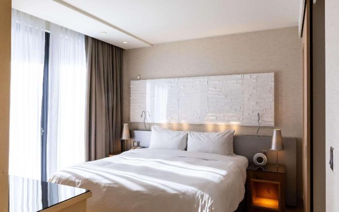 Radisson Blu Aqua Hotel, Chicago