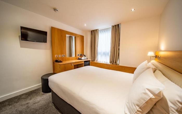 Central Park Hotel