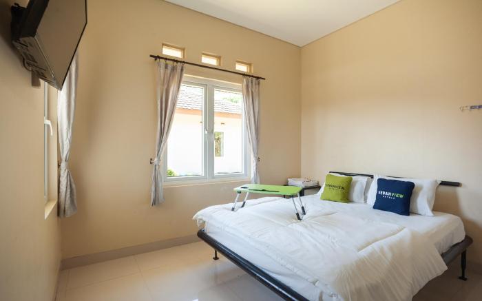 Urbanview Resort Adang Zecky Cisarua Puncak by RedDoorz