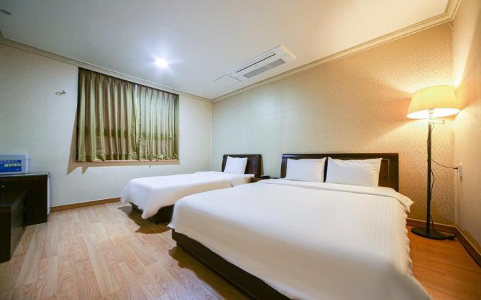 Miryang Tourist Hotel