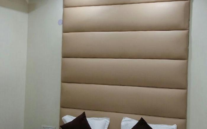 HOTEL SAMRAT IN