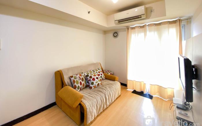 Modern Look 2BR The Wave Kuningan Apt By Travelio