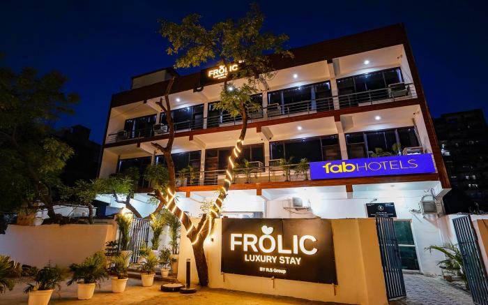 FabHotel Frolic Luxury Stay