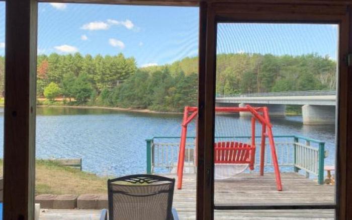 Algonquin Inn Lakeside Resort
