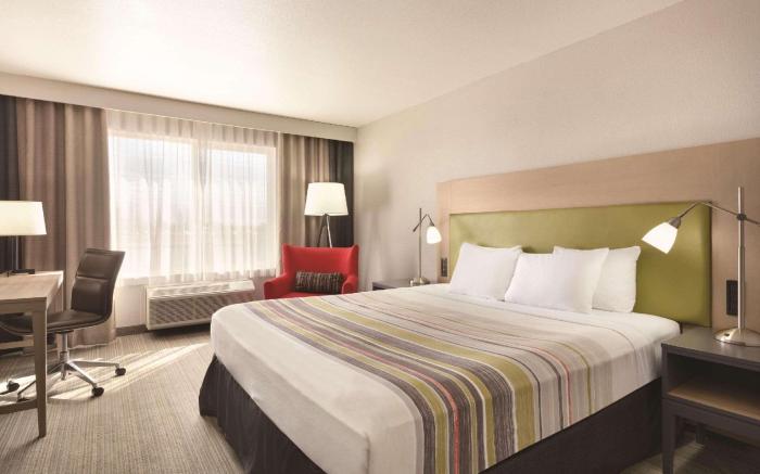 Country Inn & Suites by Radisson, Fresno North, CA