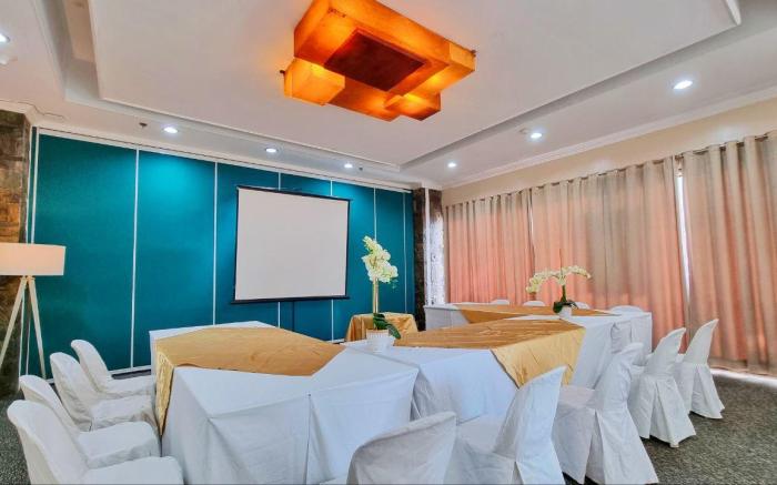 The INNS by The Oriental Bacolod