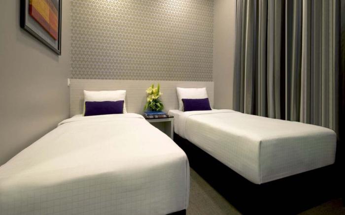 V Hotel Bencoolen