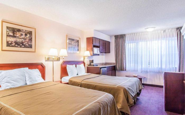 Rodeway Inn & Suites Hwy 217 & 26 W