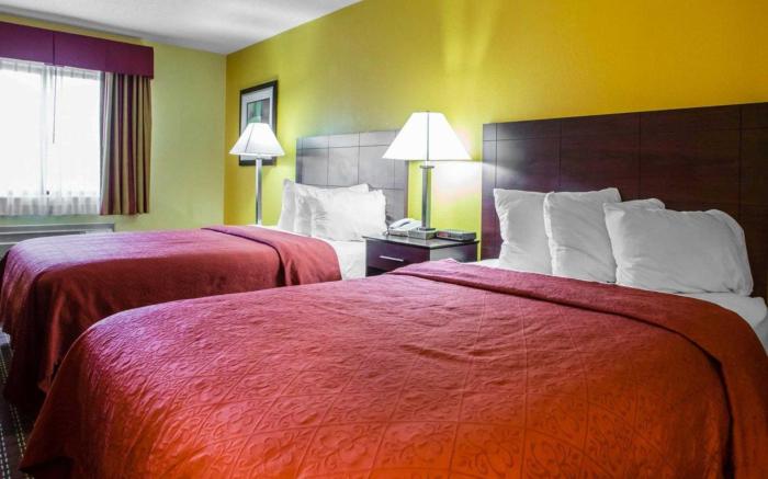 AmericInn by Wyndham Mosinee Central Wisconsin Airport
