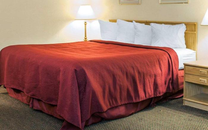 Quality Inn & Suites Greensburg I-74