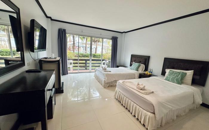 Nakhaburi Hotel & Resort