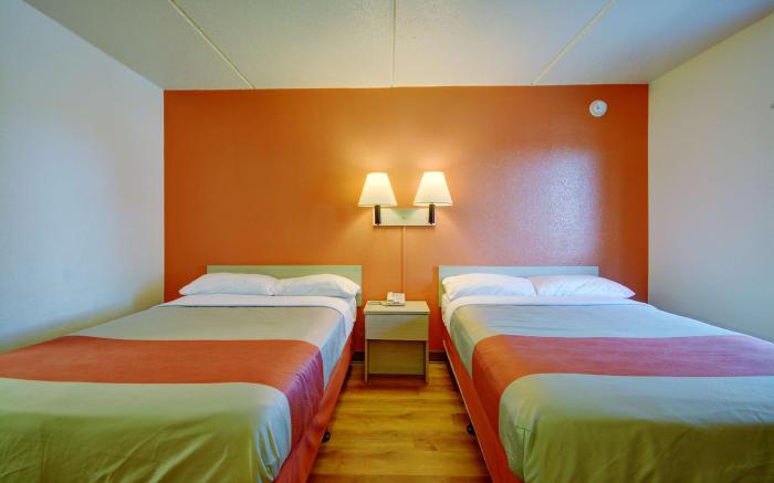 Motel6 Chicopee, MA - Springfield