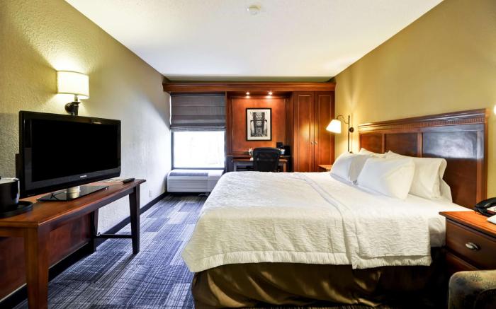 Hampton Inn Memphis-Poplar