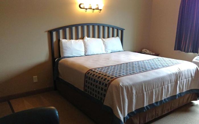 Americas Best Value Inn Big Lake Becker