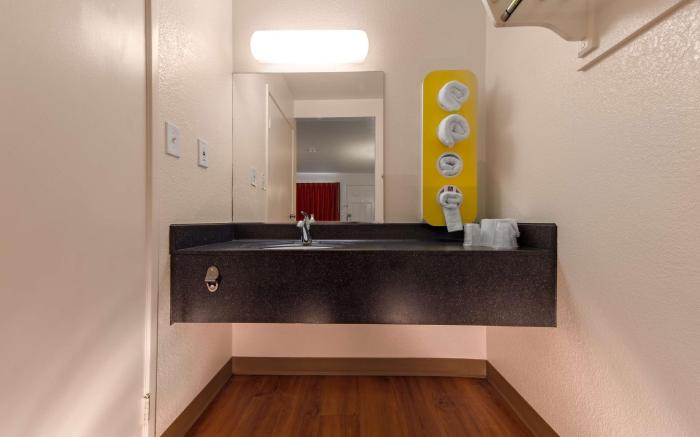 Motel 6 Saint Joseph, MO