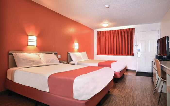 Motel 6 Saint Joseph, MO