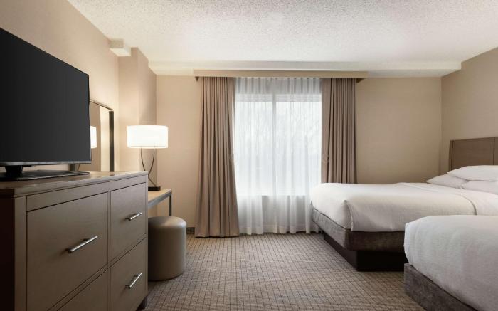 Embassy Suites by Hilton Cleveland Rockside