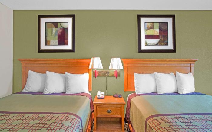 Days Inn by Wyndham Monroe LA