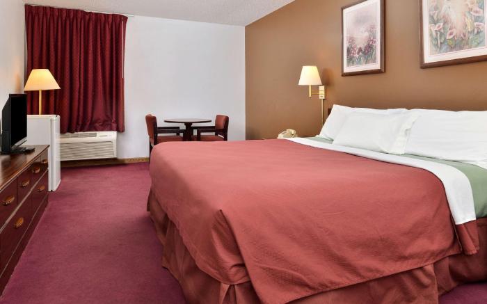 Americas Best Value Inn Beardstown