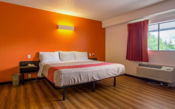 Motel 6 Ashland, OH