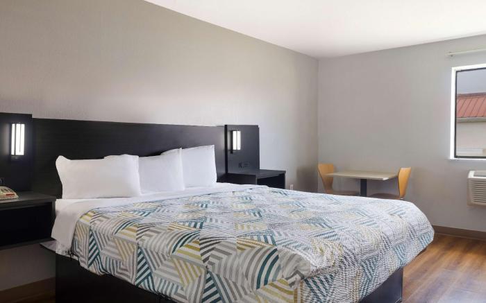 Motel 6 Shepherdsville, KY - Louisville South